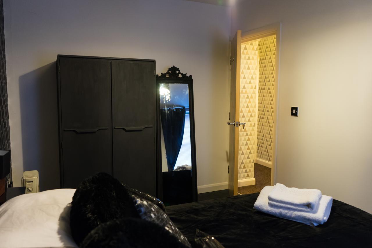 Hullidays - Theatre Side Apartment - Refurbished 2023 Kingston upon Hull Exterior foto