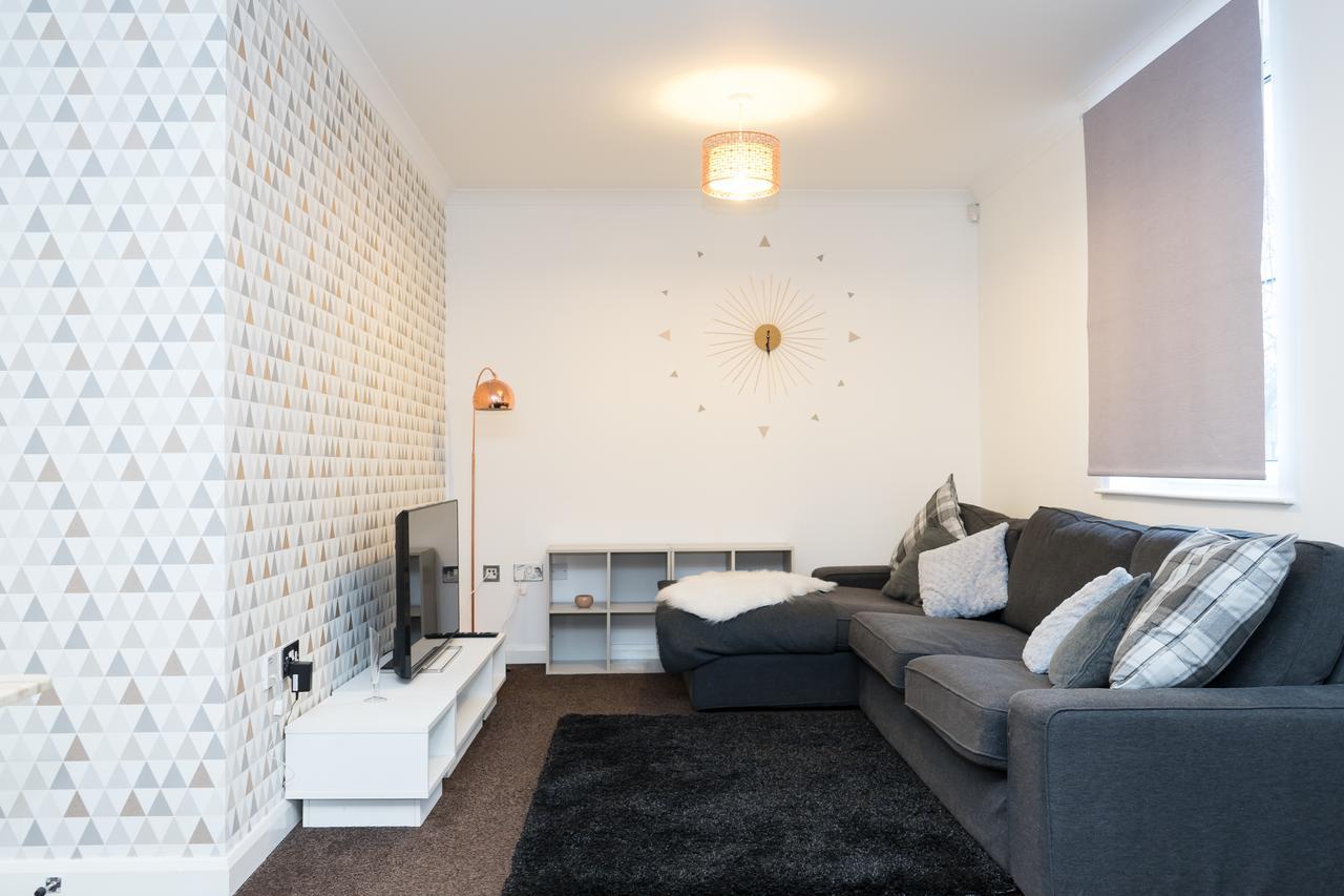 Hullidays - Theatre Side Apartment - Refurbished 2023 Kingston upon Hull Exterior foto